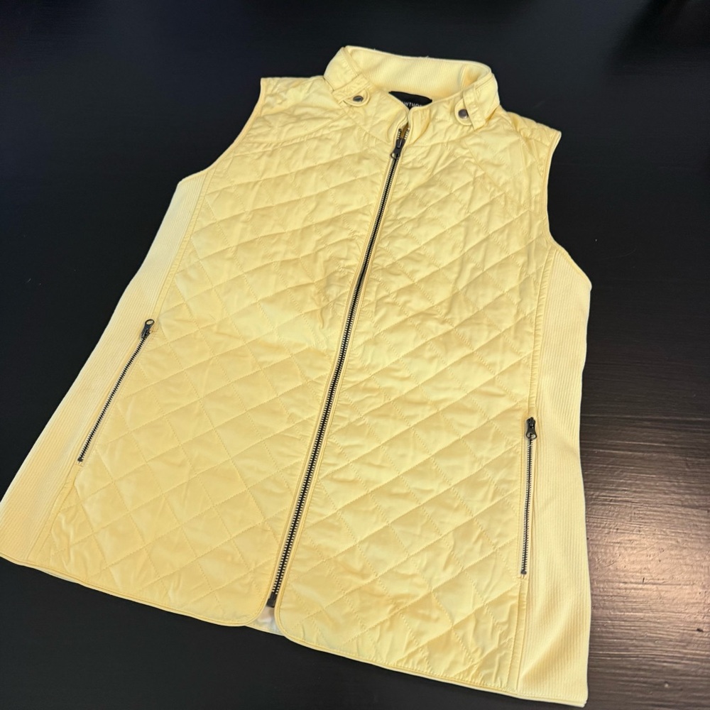 41 Hawthorn Quilted Women's Vest‎ size large